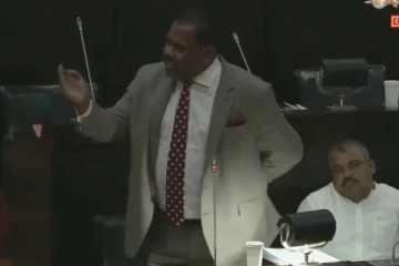 நாடாளுமன்றில் பதில் வழங்கமுடியாத இக்கட்டு நிலையில் பொறுப்புள்ள அமைச்சர்கள்!(காணொளி)