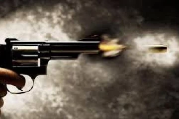 பொலிஸார் துப்பாக்கிச் சூட்டிற்கு இலக்காகி ஒருவர் பலி