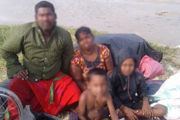 ஒரே குடும்பத்தை சேர்ந்த நால்வர் இந்தியாவில் எதிலிகளாக தஞ்சம்