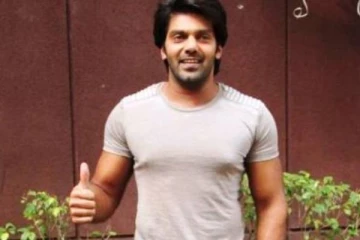 ஜாலிபாய் நடிகர் ஆர்யாவின் சம்பளம், சொத்து மதிப்பு எவ்வளவு தெரியுமா... பிறந்தநாள் ஸ்பெஷல்