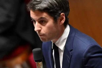 பிரான்சில் மற்றொரு ஆசிரியர் மாணவர்களுக்கு காட்டிய படத்தால் மீண்டும் சர்ச்சை