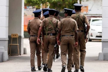 இரகசிய தகவலின் அடிப்படையில் திடீர் சுற்றிவளைப்பு! இலங்கையில் சிக்கிய வெளிநாட்டவர்