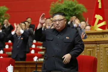 வடகொரியாவில் வீடு வீடாக சென்று சோதனை செய்யும் அதிகாரிகள்! எதற்காக தெரியுமா?