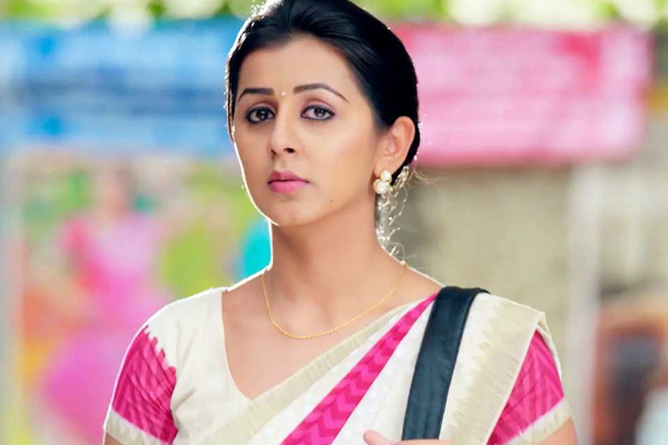 நண்பன்னு நம்பி ஏமாந்துட்டேன்: கலக்கத்தில் அக்கா நடிகை | Sanjjanaa Galrani Financial Fraud