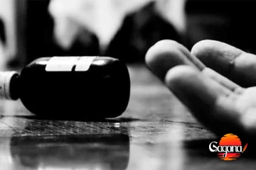 මොන තරම් ඛේදවාචකයක් ද දෙයියනේ, අම්මා දරු දෙන්නටත් වස පොවලා සියදිවි නසාගෙන