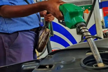 சர்வதேச சந்தையில் எரிபொருள் விலை திடீரென சரிவு...அமைச்சர் பசிலுக்கு கடிதம்