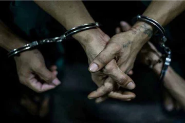 රු.කෝටි 3.5ක බැංකු කොල්ලයට සහකාර කළමනාකරුවෙකු ඇතුළු දෙදෙනෙකු අත්අඩංගුවට