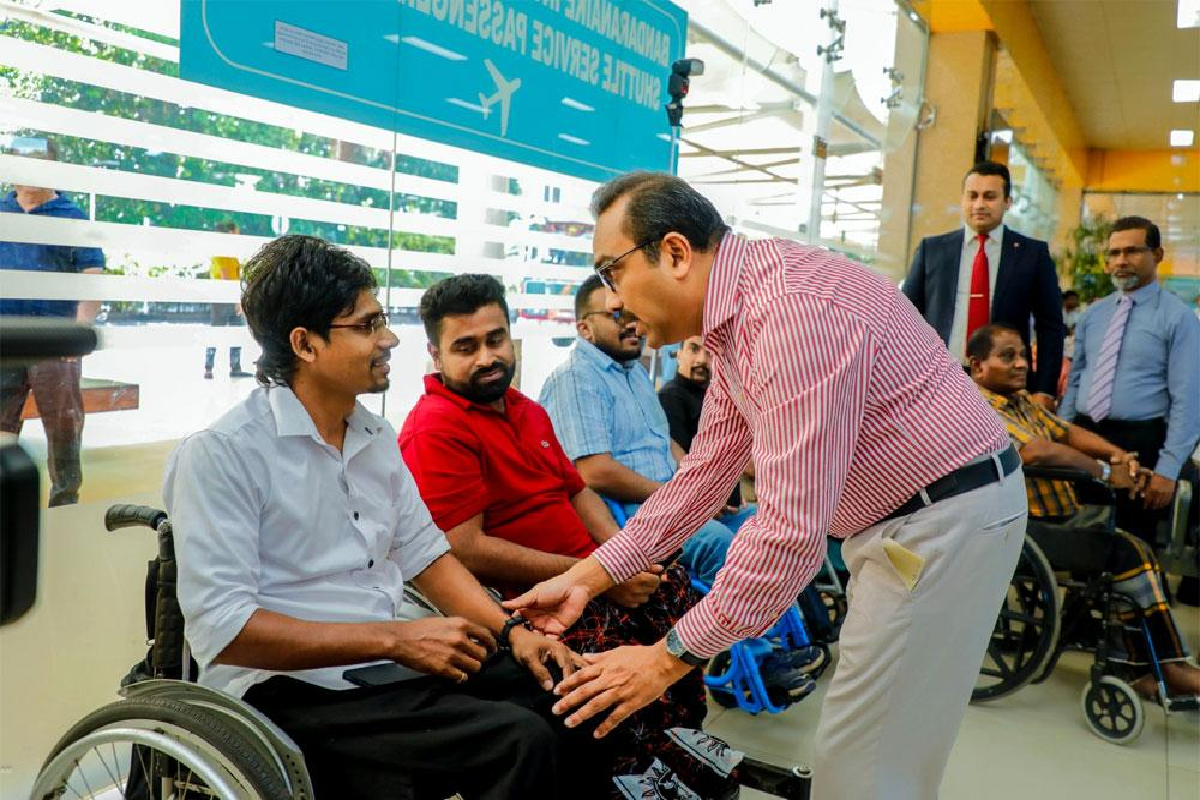 இன்று முதல் நாட்டில் தாழ் தள பேருந்து சேவை | Low Floor Bus Service Begins In Srilanka Starting