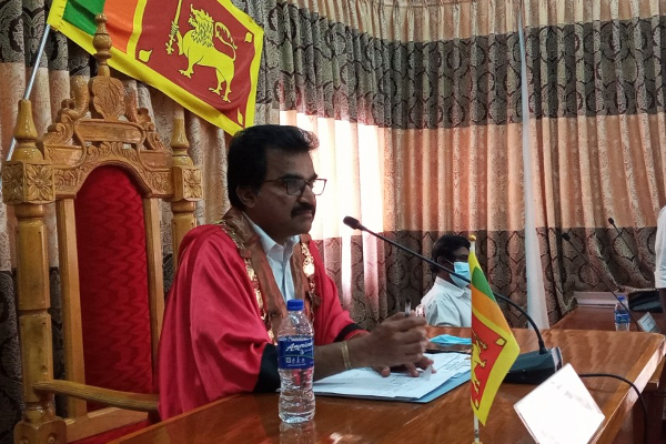 மட்டக்களப்பு மாநகரசபை ஆணையாளரின் செயற்பாடுகள் தொடர்பில் கண்டனத் தீர்மானம்! (PHOTOS) | Batticaloa Municipalcouncil Today Sl மட்டக்களப்பு மாநகரசபை ஆணையாளரின் செயற்பாடுகள் தொடர்பில் கண்டனத் தீர்மானம்! (PHOTOS) | Batticaloa Municipalcouncil Today Sl