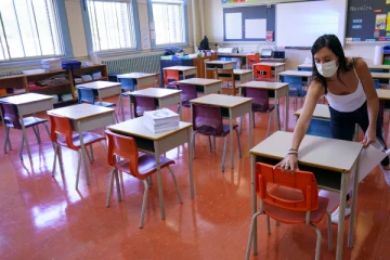 ஒன்றாரியோவில் கல்விப் பணியாளர்கள் எதிர்ப்பு போராட்டத்தில் ... மூடப்படும் பாடசாலைகள்