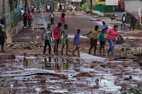 டசின் கணக்கானோர் மரணம்... மெலிசா புயலால் பேரழிவுப் பிரதேசமான தீவு நாடு | Hurricane Melissa Total Devastation