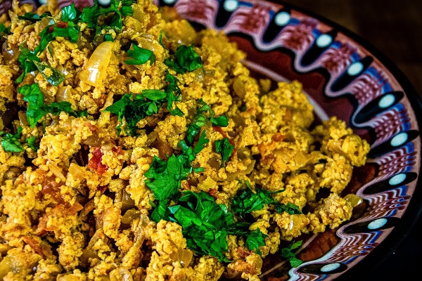 சுவையான பிரெட் முட்டை மசாலா செய்வது எப்படி? இதோ! | How To Make Delicious Fried Egg Masala