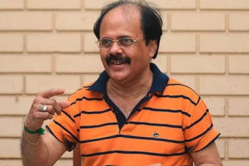 அட நடிகர் கிரேஸி மோகனின் மகனை பார்த்துள்ளீர்களா?- அப்படியே அப்பாவை போலவே உள்ளாரே