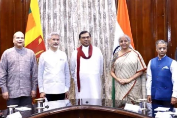 இந்தியாவுடனான ஒரு பில்லியன் ஒப்பந்தத்தில் கைச்சாத்திட்டது இலங்கை!