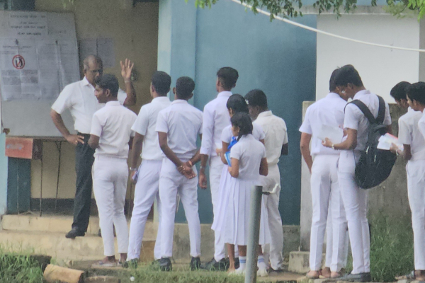 கடுகன்னாவ மண்சரிவு ; உயர்தர பரீட்சார்த்திகளுக்கு வெளியான முக்கிய அறிவித்தல் | Important Notice For Advanced Exam Candidates கடுகன்னாவ மண்சரிவு ; உயர்தர பரீட்சார்த்திகளுக்கு வெளியான முக்கிய அறிவித்தல் | Important Notice For Advanced Exam Candidates