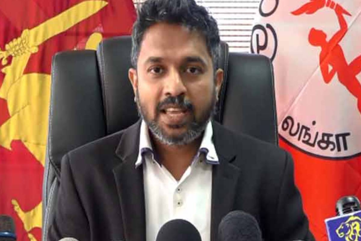 போலி கணக்குகளை பயன்படுத்தி QR குறியீடு மோசடி! உத்தியோகபூர்வ வலைத்தளம் தொடர்பில் பொதுமக்களுக்கு எச்சரிக்கை | Srilanka Fuel Pass Qr Coad Issue போலி கணக்குகளை பயன்படுத்தி QR குறியீடு மோசடி! உத்தியோகபூர்வ வலைத்தளம் தொடர்பில் பொதுமக்களுக்கு எச்சரிக்கை | Srilanka Fuel Pass Qr Coad Issue