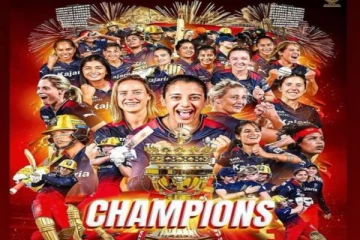 கோப்பையை வென்ற RCB... ரசிகர்களின் 17 ஆண்டுகளாக கனவை நனவாக்கிய ஆர்சிபி மகளிர் அணி!