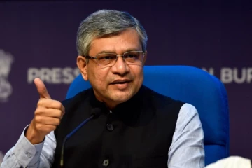 யூடியூபர்களுக்கு ரூ.8700 கோடி வழங்கும் இந்திய அரசு - என்ன திட்டம்?