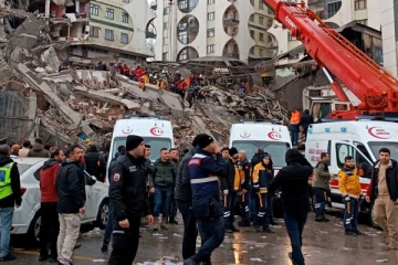 துருக்கியை மீண்டும் தாக்கிய நிலநடுக்கம்; அமெரிக்க புவியியல் ஆய்வு மையம் தகவல்