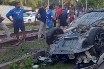 දුම්‍ රිය අනතුරින් බේරුණු ජීවිත.