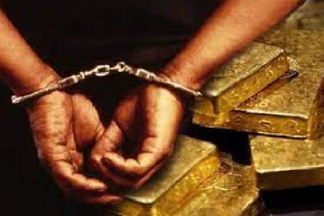 தங்கம் கடத்த முயன்ற இந்திய பிரஜை கைது