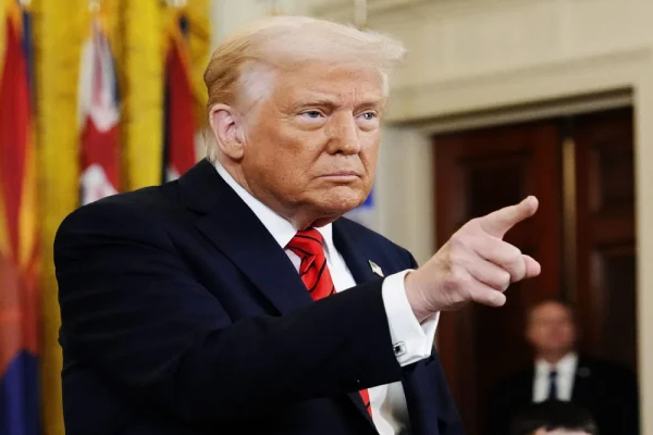 ரூ.2.7 லட்சம் தருகிறேன்; வெளியே போங்க - இந்தியர்களுக்கு டிரம்ப் எச்சரிக்கை | Trump Offers 3 000 For Undocumented Immigrants