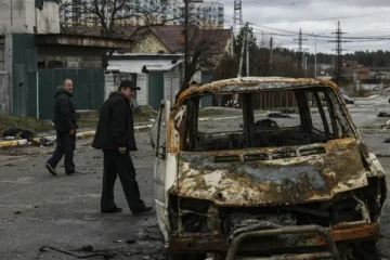 ஒரே குழியில் 300 பிணங்கள்.., உக்ரைனில் சிதறிக்கிடக்கும் அப்பாவிகளின் சடலங்கள்