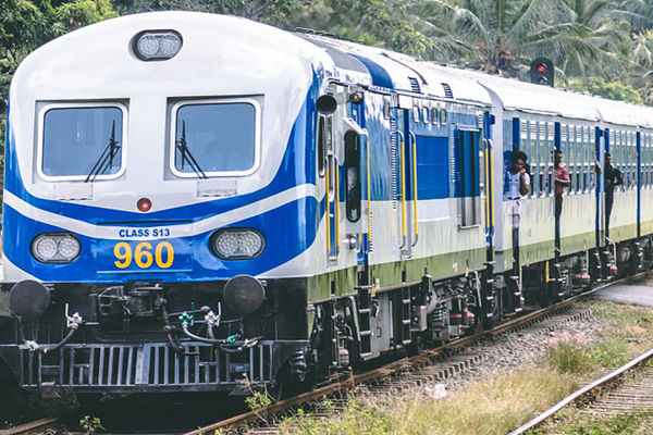 யாழ் - கொழும்பு ரயில் சேவைகள் தொடர்பில் பந்துல அதிரடி நடவடிக்கை! | Action In Bandula Jaffna Colombo Train Services