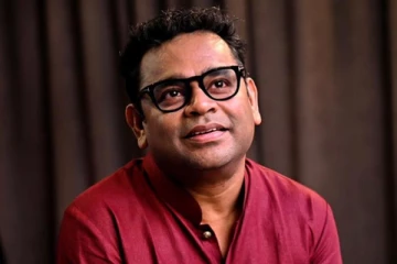 என் அம்மாவே தப்பா நெனச்சங்க; இன்னும் அது கிடைக்கல - ஏர்.ஆர்.ரஹ்மான் உருக்கம்!