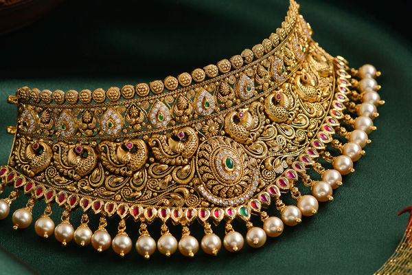 தங்க பிரியர்களை கண்பியூஸ் பண்ணும் தங்கத்தின் விலை! | The Price Of Gold That Confuses Gold Lovers