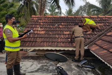 வடமராட்சியில் பாரிய கொள்ளை -பெருமளவு நகைகளுடன் இருவர் கைது