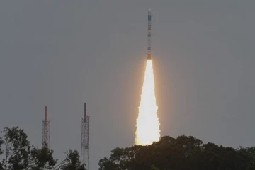 விண்ணில் பாய்ந்த SSLV ராக்கெட்டின் செயற்கைக்கோள்களின் சிக்னல் துண்டிப்பு...!