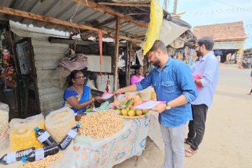 யாழில் துண்டு பிரசுரங்கள் விநியோகம்