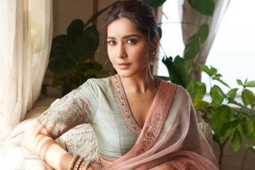 நடிகை ராசி கண்ணா சேலையில் அழகிய போட்டோஷூட்