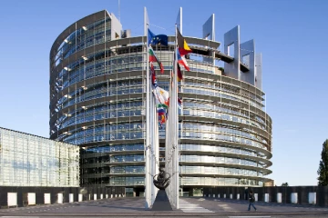 ஐரோப்பிய நாடாளுமன்றின் துணைத்தலைவர் ஒருவர் கைது