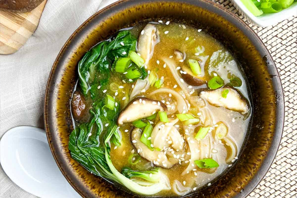 ஜப்பானியர்கள் நீண்ட ஆயுளுக்கு காரணமான ஒற்றை சூப்.... அப்படியென்ன சூப்னு தெரியுமா? | Secret Of Japanese Living For More Years