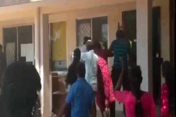 கிளிநொச்சியில் விளையாட்டு போட்டியில் புகுந்து தாக்குதல் நடத்திய இனம் தெர்யாத நபர்கள்!