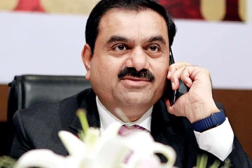 அதானி குழுமத்துடனான ஒப்பந்தம் கைச்சாத்து