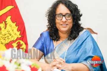 අගමැතිනි හරිනි චීනයේ සංචාරයක