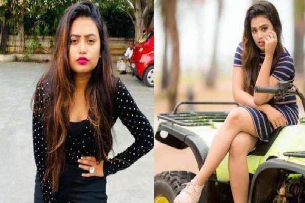 அம்மாவாக பின்னரும் இப்படியா? மகனுடன் ரகளை செய்யும் சீரியல் நடிகை ஃபரினா! | Serial Actress Farina Azad New Fun Video With Son அம்மாவாக பின்னரும் இப்படியா? மகனுடன் ரகளை செய்யும் சீரியல் நடிகை ஃபரினா! | Serial Actress Farina Azad New Fun Video With Son