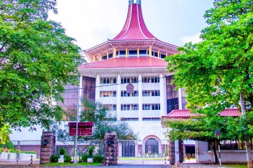 22 වැනි සංශෝධනයට එරෙහි පෙත්සම් විභාගයට පංච පුද්ගල ශ්‍රේෂ්ඨාධිකරණ මඩුල්ලක් පත් කෙරේ