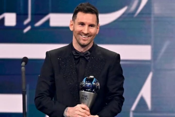 'நீங்கள் தகுதியானவர்' மெஸ்ஸியை வாழ்த்திய ஜாம்பவான் ரொனால்டோ! வைரலாகும் வீடியோ