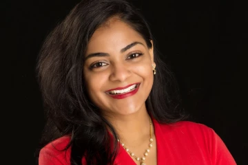 அமெரிக்காவில் மீண்டும் கவுன்சிலரான இந்திய வம்சாவளி பெண்!