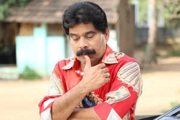 மருத்துவமனையில் பவர் ஸ்டார் – வெளியான புகைப்படத்தால் ரசிகர்கள் அதிர்ச்சி