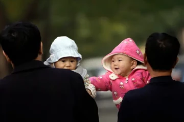 குழந்தை பெற சீனாவுடன் போட்டி; தாய்வானும் சலுகை