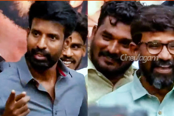 எல்லாரும் கௌதம் மேனன் மாதிரி படம் எடுத்தால் நான் எங்க போறது: கோபப்பட்ட சூரி | Soori Angry On Reporter At Viruman Audio Launch