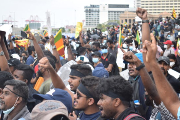 ரணில் அதிபரானதற்கு அறிவில்லாத போராட்டக்காரர்களின் செயற்பாடுகளே காரணம் - வீரவன்ச கடும் விமர்சனம் | Sri Lanka President Ranil Protesters Wimal Curfew ரணில் அதிபரானதற்கு அறிவில்லாத போராட்டக்காரர்களின் செயற்பாடுகளே காரணம் - வீரவன்ச கடும் விமர்சனம் | Sri Lanka President Ranil Protesters Wimal Curfew