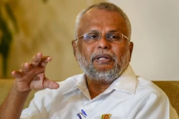 மக்களின் எதிர்காலத்தை பலி கொடுக்க முடியாது - அமைச்சர் டக்ளஸ் திட்டவட்டம்