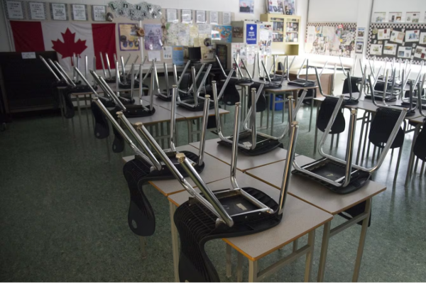 அல்பெர்டாவில் தொடரும் ஆசிரியர் வேலைநிறுத்தம் | Alberta Teachers Strike Biggest