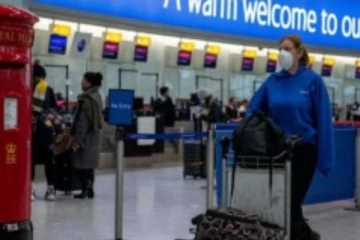 சிவப்பு பட்டியலில் 33 நாடுகள்! பிரித்தானியா திரும்பும் பயணிகளால் அதிகரிக்கும் சிக்கல்